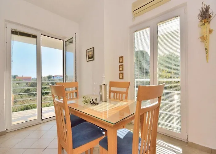 Mare Apartment Bibinje